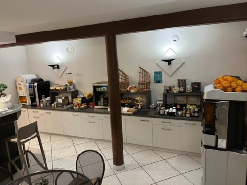 A75 Lozère Aveyron alojamiento en hotel